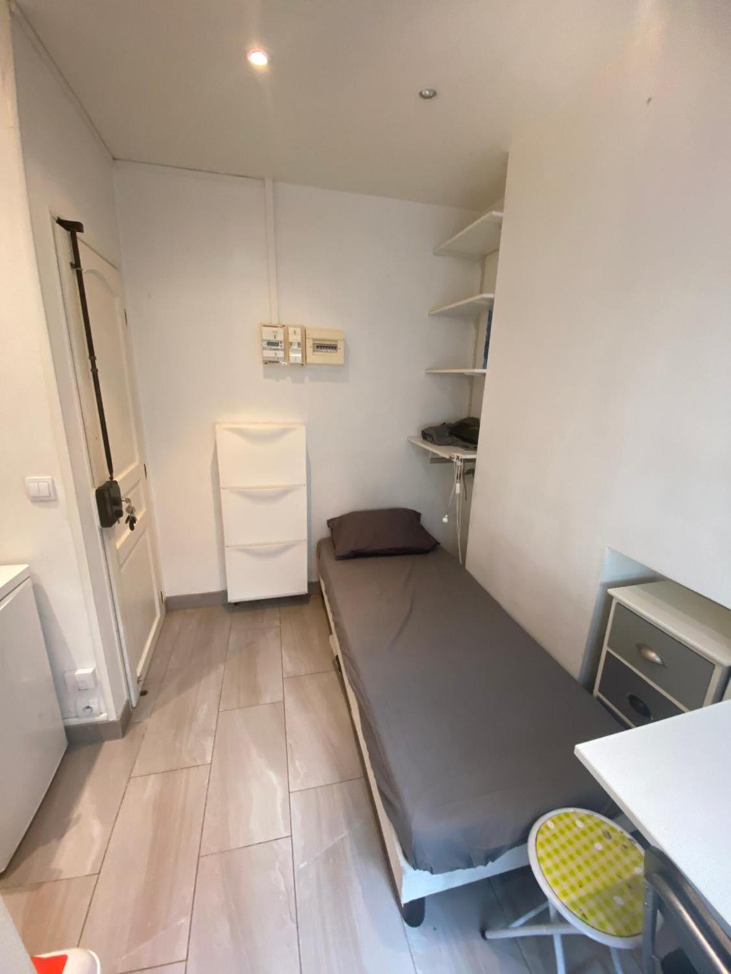 Small Studio Near Eiffel Tower Paris Exterior foto